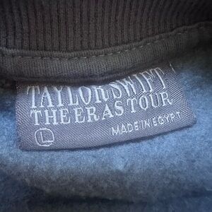 Taylor Swift crew neck NWT